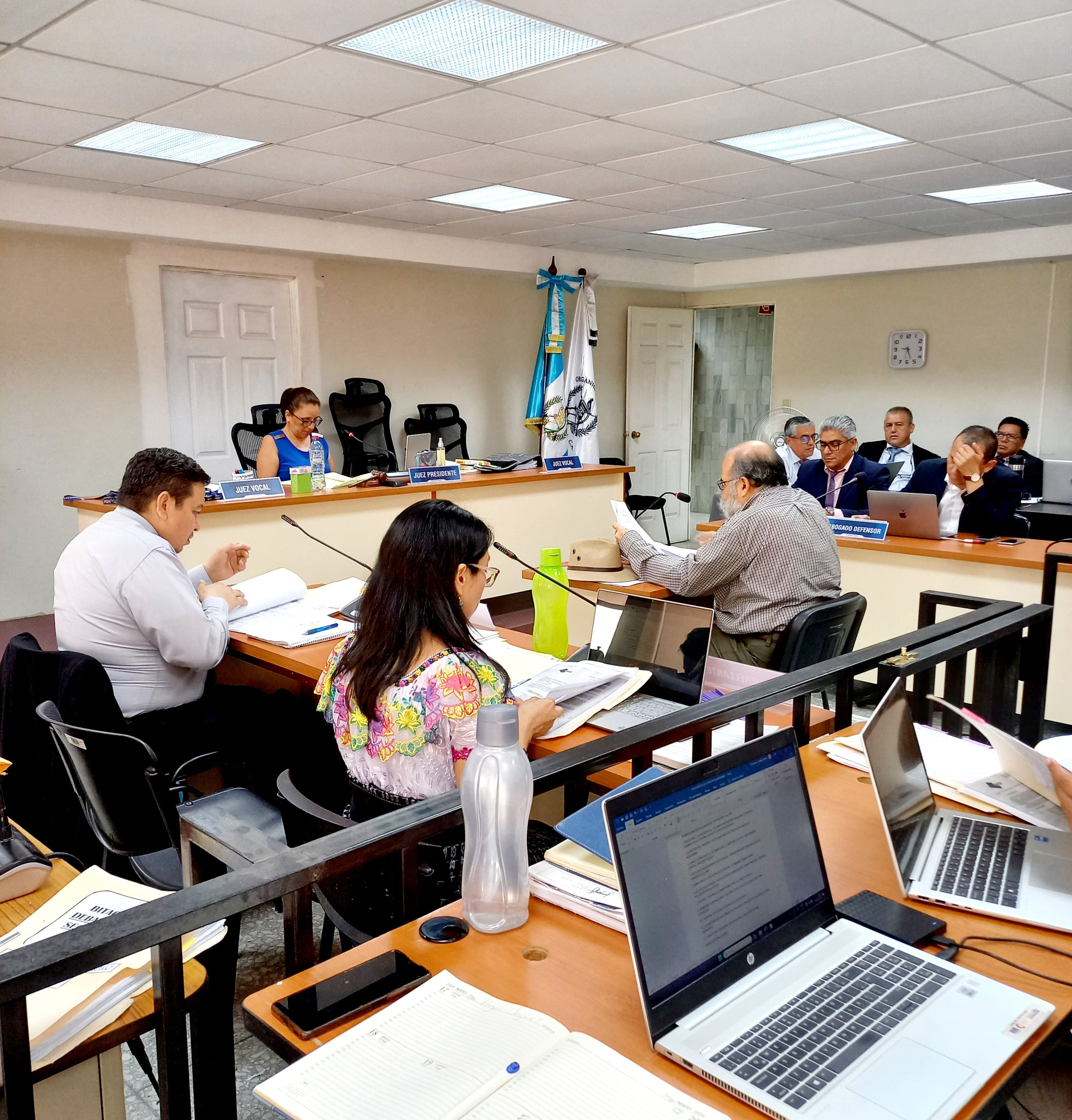  Foto: Perito Juan Jacobo Muñoz Lemus rinde informe en la audiencia.  